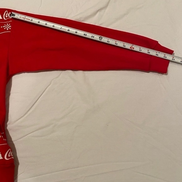 Coca-Cola Polar Bear Crew Neck Light Up Festive Sweatshirt Size XS. 2022 - Picture 15 of 16
